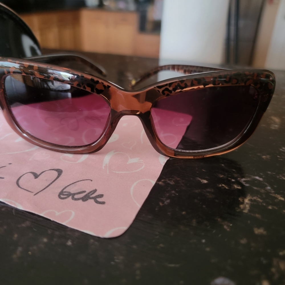 Bebe Sunglasses - image 3